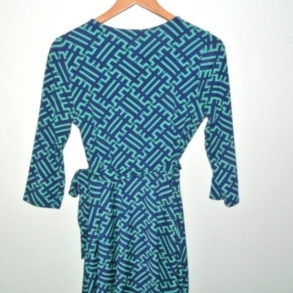 41 Hawthorn Renesme Jersey‎ Faux Wrap Dress Medium - Picture 13 of 14